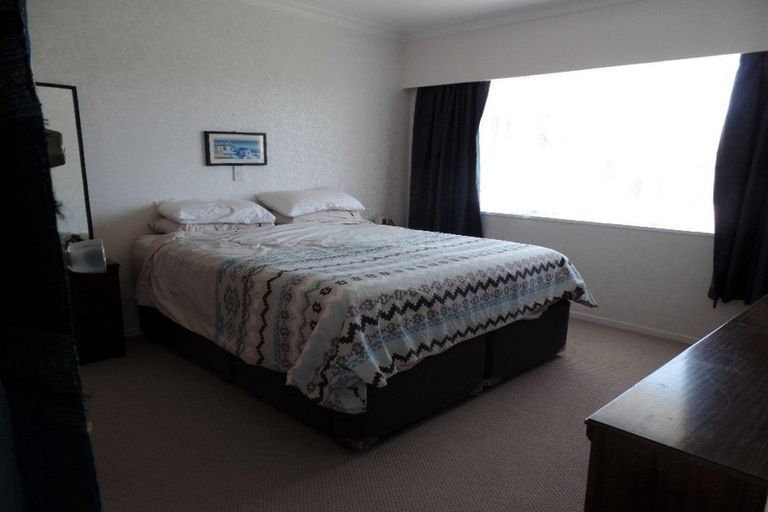 Photo of property in 2 Tupaea Place, Otumoetai, Tauranga, 3110