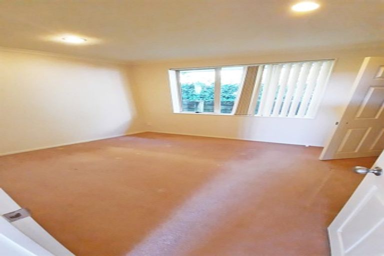 Photo of property in 9a Gendo Avenue, Henderson, Auckland, 0612