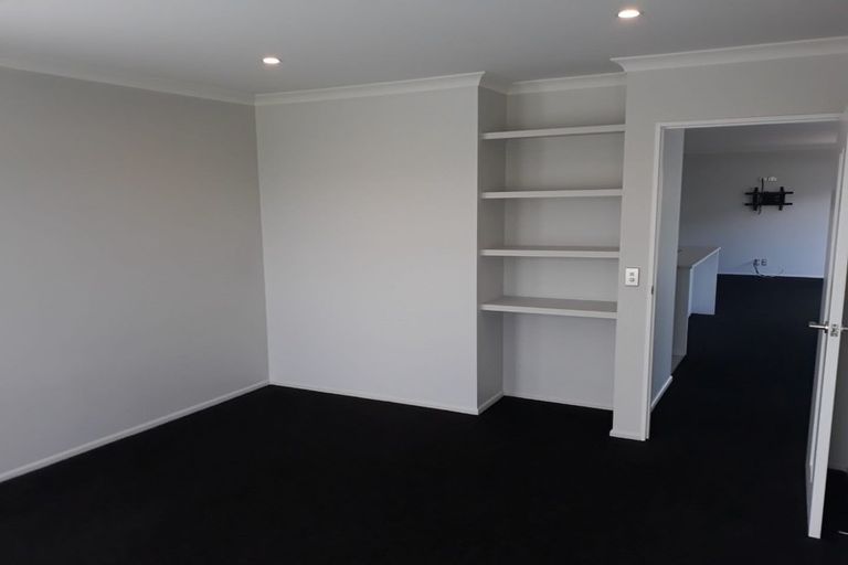 Photo of property in 9 Hineaari Street, Marshland, Christchurch, 8083