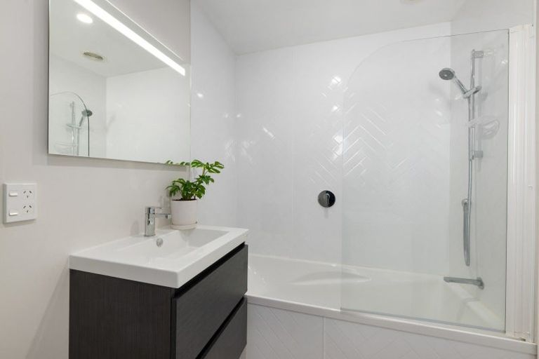 Photo of property in 1/140 Weld Street, Redwoodtown, Blenheim, 7201