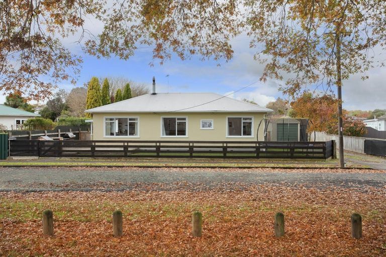 Photo of property in 7 Bull Street, Bulls, 4818