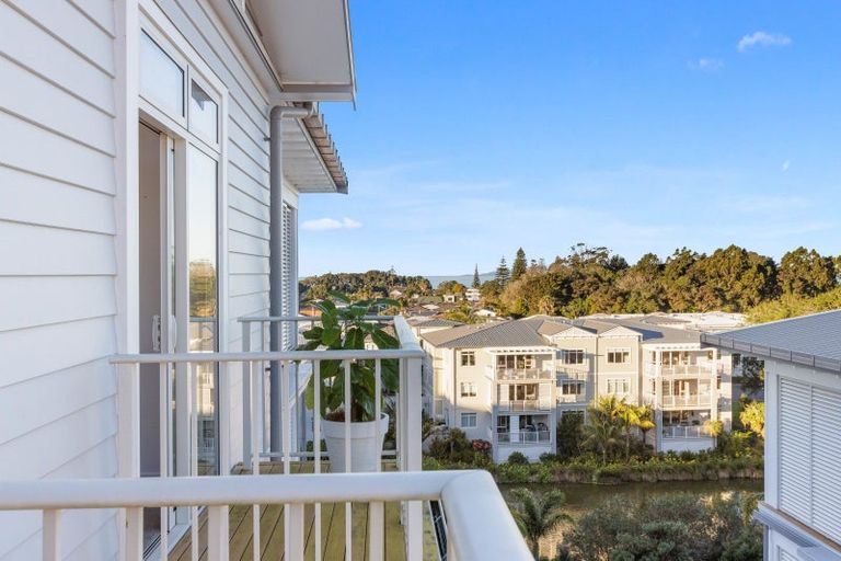 Photo of property in 195 Hibiscus Drive, Orewa, 0931