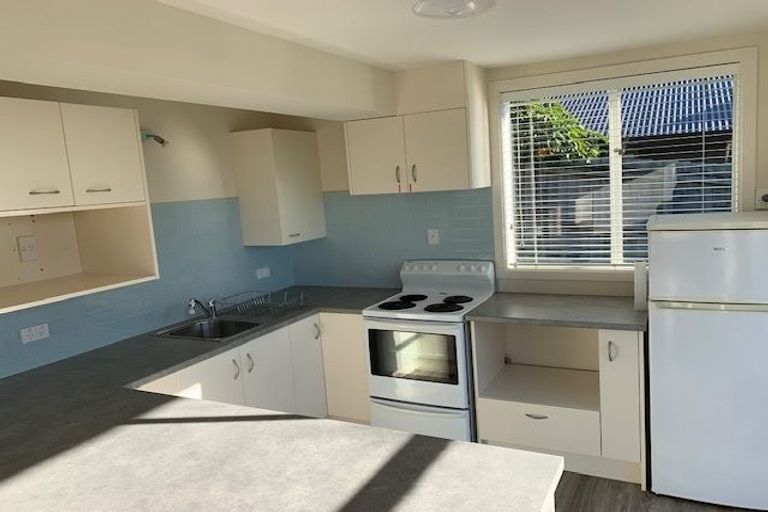 Photo of property in 20 Seamount Terrace, Mount Pleasant, Christchurch, 8081