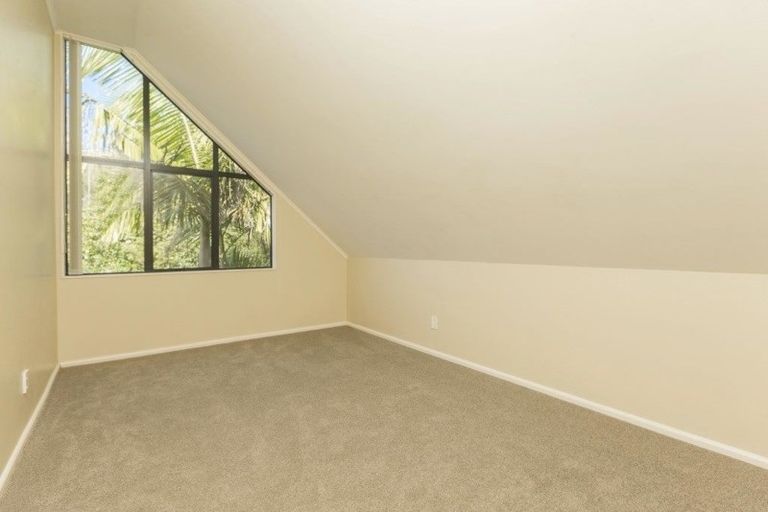 Photo of property in 125 Paremoremo Road, Lucas Heights, Auckland, 0632