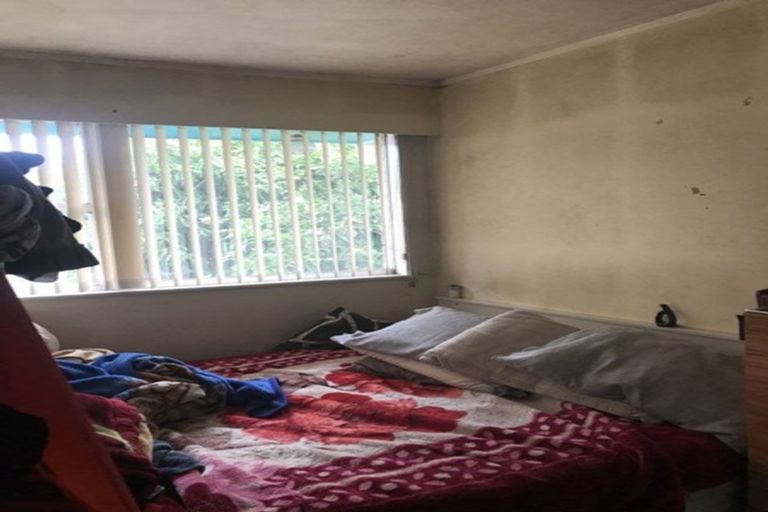 Photo of property in 2/99 Panama Road, Mount Wellington, Auckland, 1062