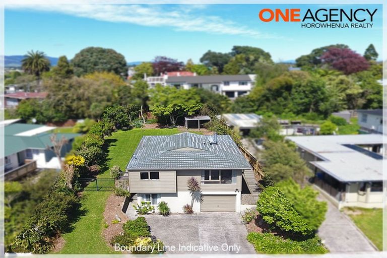 Photo of property in 8 Stuart Street, Levin, 5510