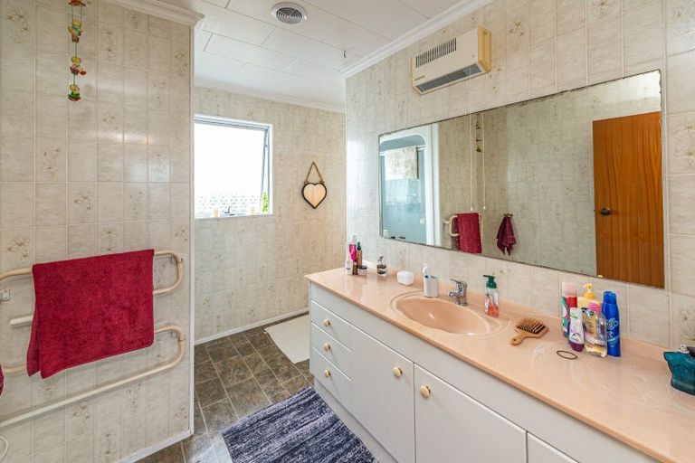 Photo of property in 6 Murch Place, Tawhero, Whanganui, 4500