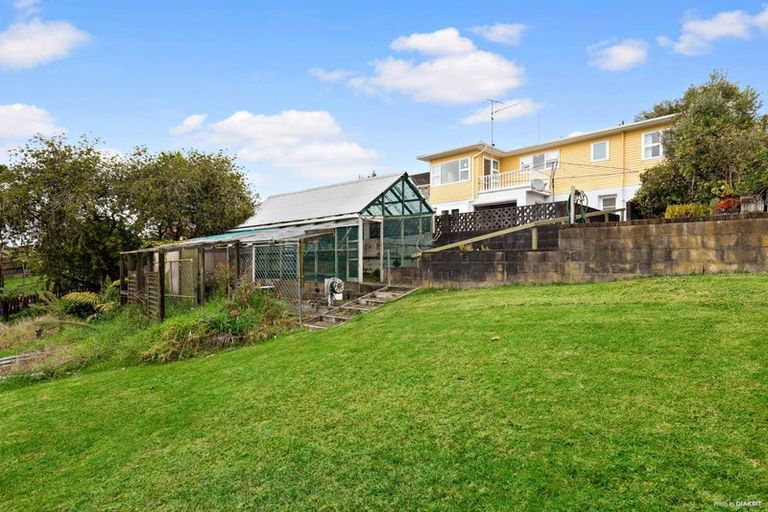 Photo of property in 31 Sunrise Avenue, Murrays Bay, Auckland, 0630