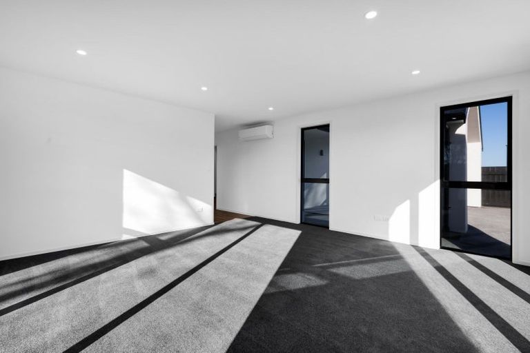 Photo of property in 74 Turuturu Road, Hawera, 4674