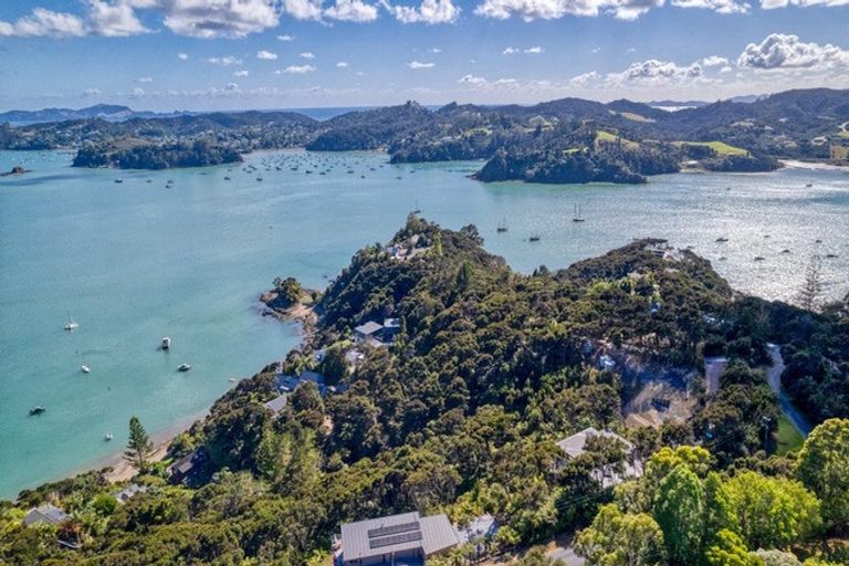 Photo of property in 180 Te Wahapu Road, Russell, 0272