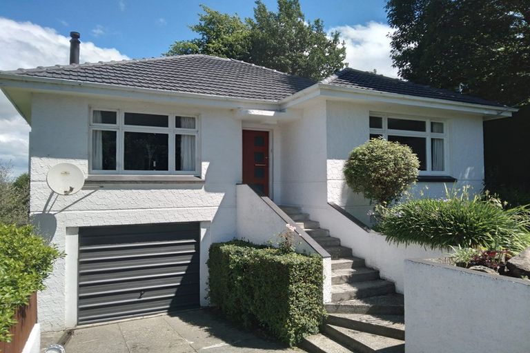 Photo of property in 1 Denton Street, Gore, 9710