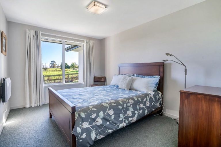 Photo of property in 28 Northview Avenue, Winton, 9720