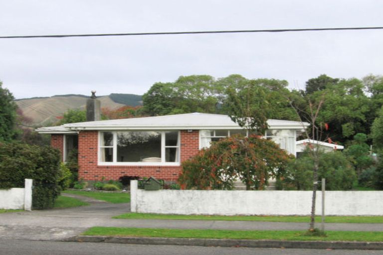 Photo of property in 86 Ngaio Road, Waikanae, 5036