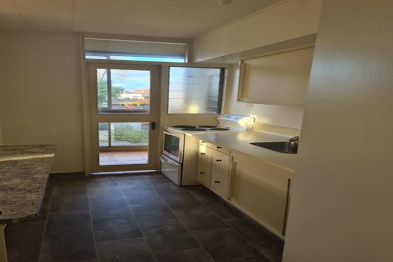 Photo of property in Garlinge Apartments, 14 Rhodes Street, Merivale, Christchurch, 8014