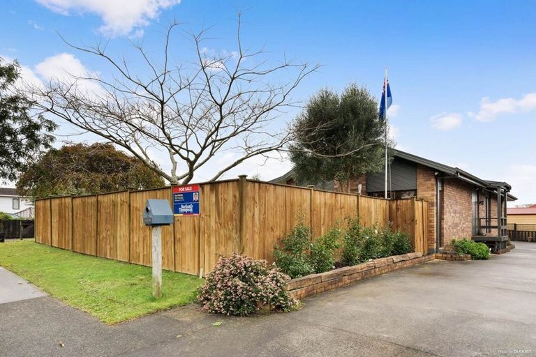 Photo of property in 75 St Annes Crescent, Wattle Downs, Auckland, 2103