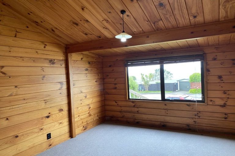 Photo of property in 67 Nalanda Crescent, Broadmeadows, Wellington, 6035