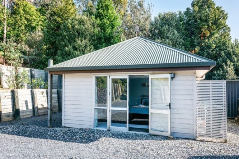 Photo of property in 11 The Lookout, Kerikeri, 0230