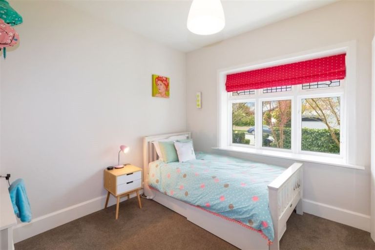 Photo of property in 1 Claremont Avenue, Papanui, Christchurch, 8053