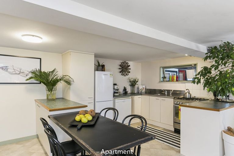 Photo of property in 3 Dover Street, Island Bay, Wellington, 6023
