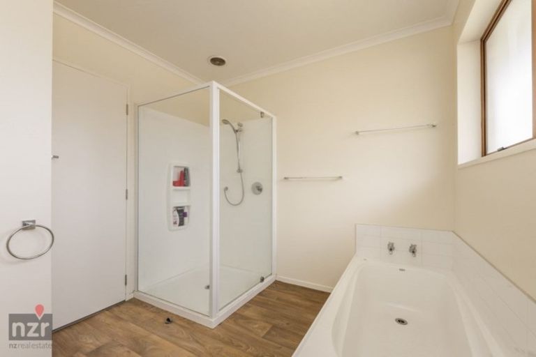 Photo of property in 23a John F Kennedy Drive, Milson, Palmerston North, 4414