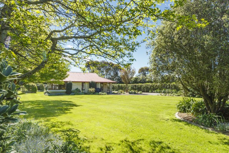 Photo of property in 1293c Roberts Line, Bunnythorpe, Palmerston North, 4478