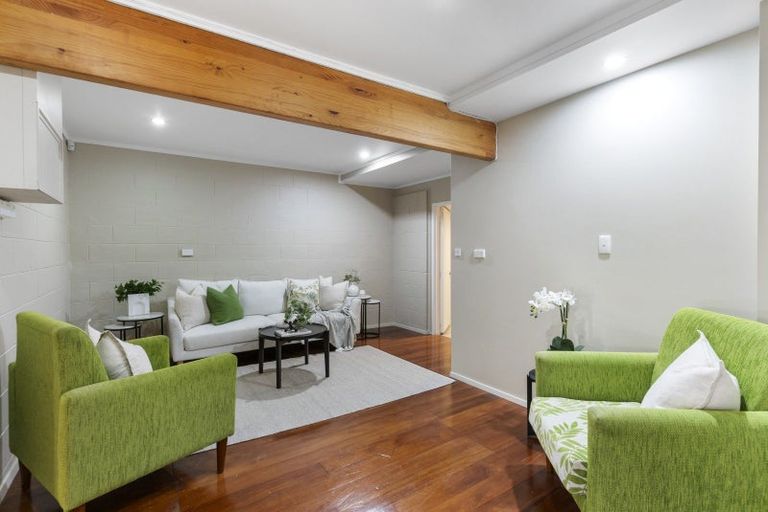 Photo of property in 55 St Annes Crescent, Wattle Downs, Auckland, 2103