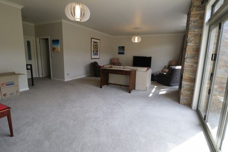 Photo of property in 1 Tarn Close, Pyes Pa, Tauranga, 3112
