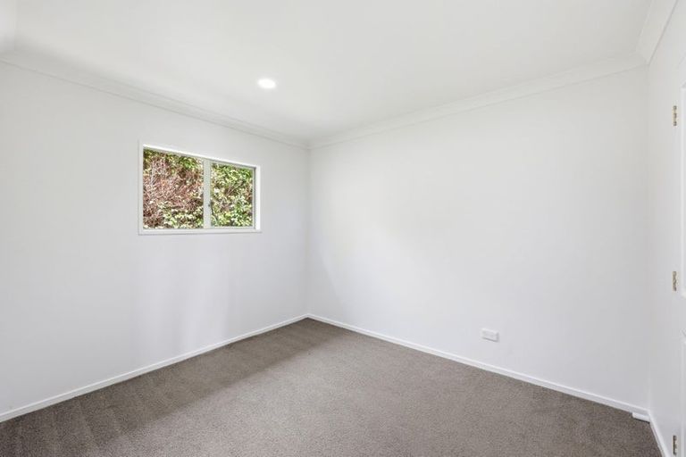 Photo of property in 17a Cherry Tree Place, Massey, Auckland, 0614
