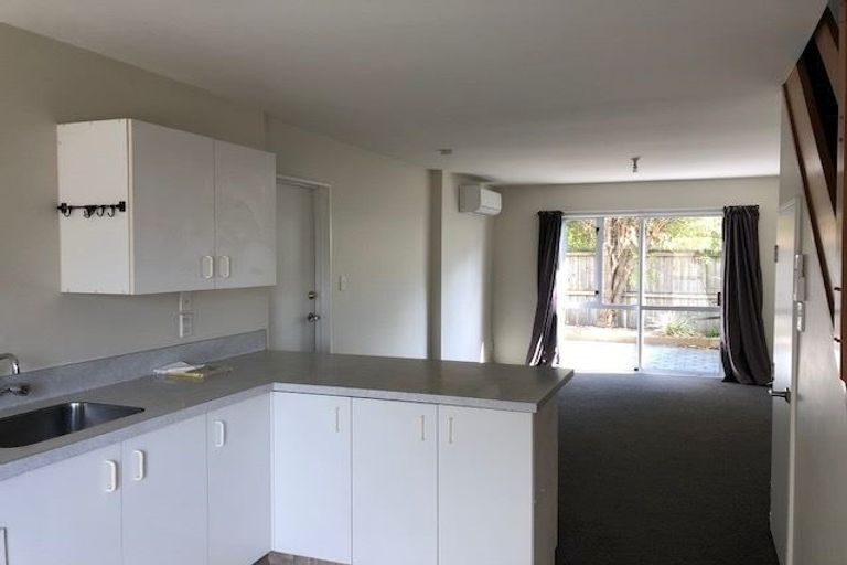 Photo of property in 4/452 Worcester Street, Linwood, Christchurch, 8011