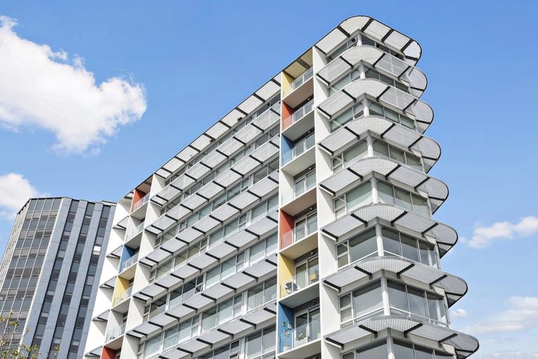 Photo of property in Summit Apartments, 24/184 Molesworth Street, Thorndon, Wellington, 6011