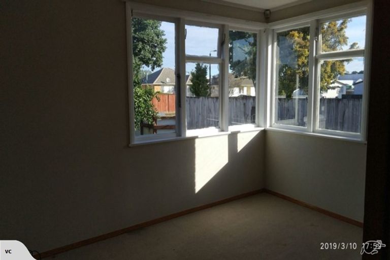 Photo of property in 10 Croall Crescent, St Andrews, Hamilton, 3200