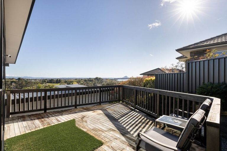 Photo of property in 7 Greenvale Place, Welcome Bay, Tauranga, 3112