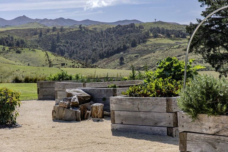 Photo of property in 140 Mill Road, Oxford, 7430