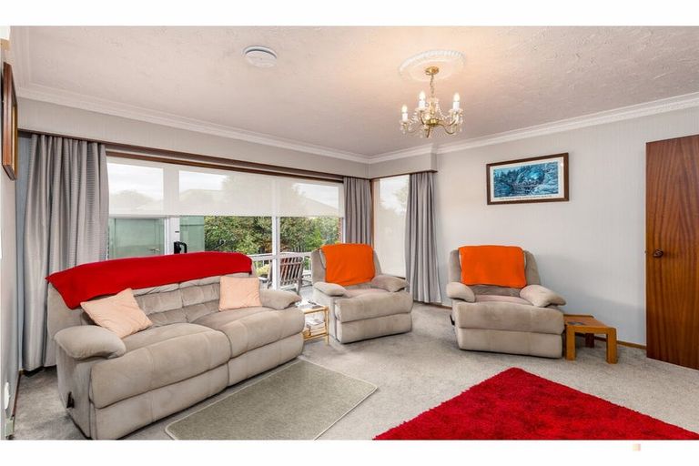 Photo of property in 11 Oxford Street, Waimate, 7924