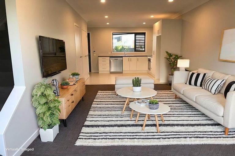 Photo of property in 65 Glidepath Road, Hobsonville, Auckland, 0616