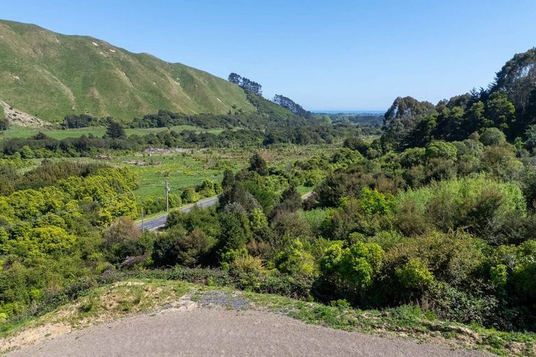 Photo of property in 213 Reikorangi Road, Waikanae, 5391
