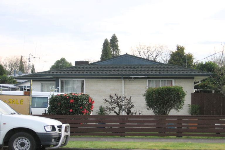 Photo of property in 276 Sandwich Road, St Andrews, Hamilton, 3200