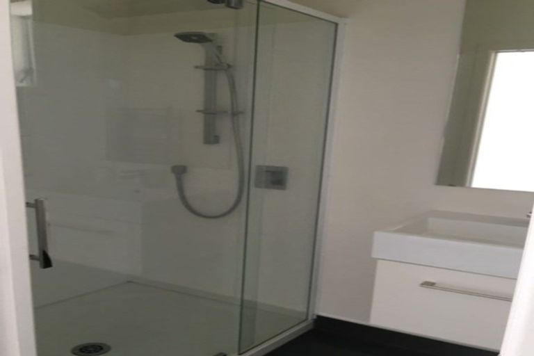 Photo of property in 44 Montgomery Avenue, Belmont, Auckland, 0622
