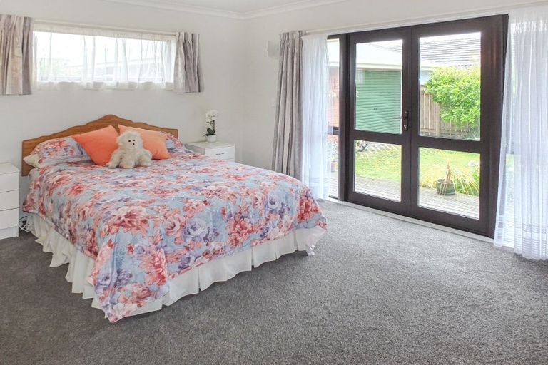 Photo of property in 4 Malthus Place, Foxton Beach, Foxton, 4815