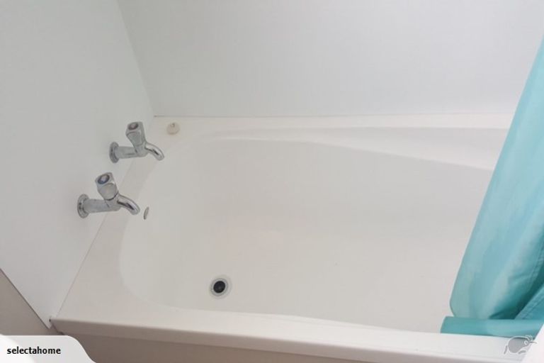 Photo of property in 4 Parkway, Wainuiomata, Lower Hutt, 5014