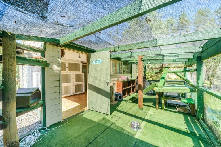 Photo of property in 1590 State Highway 3, Awahuri, Palmerston North, 4476