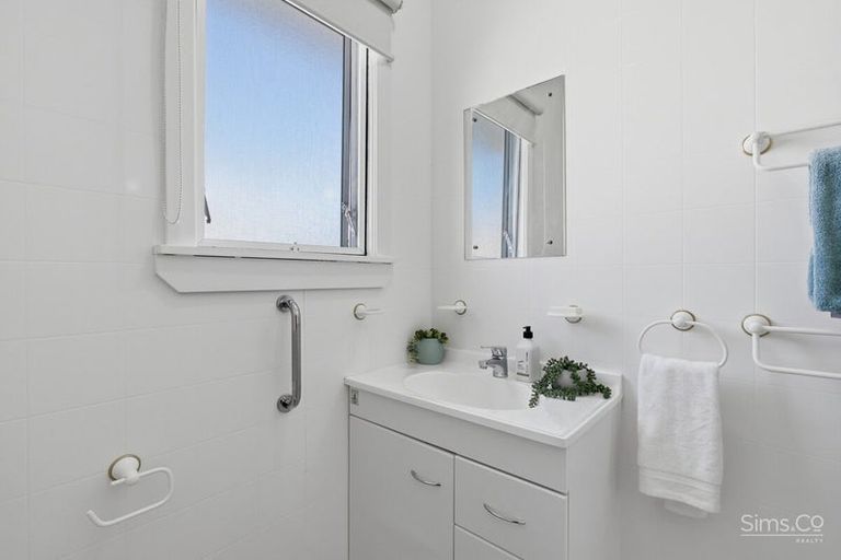 Photo of property in 72 Alma Road, Gonville, Whanganui, 4501