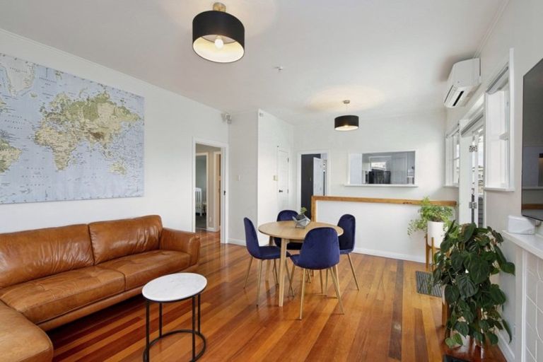 Photo of property in 42 Parau Street, Kaiti, Gisborne, 4010