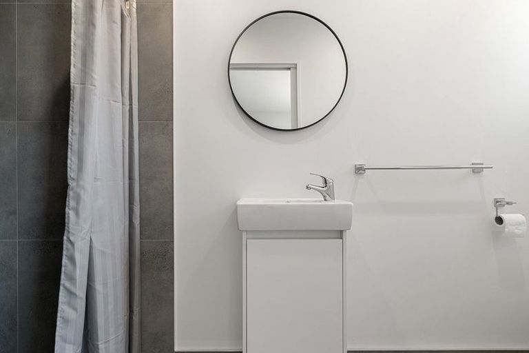 Photo of property in 139b Olliviers Road, Phillipstown, Christchurch, 8011