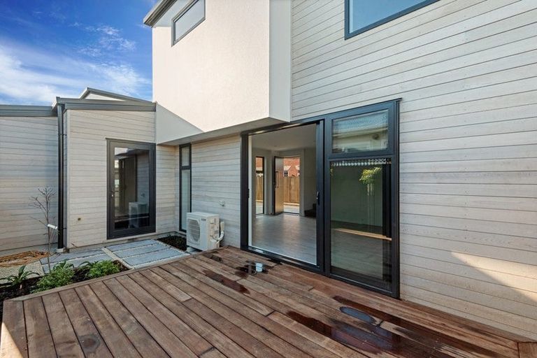 Photo of property in 73d Cornwall Street, St Albans, Christchurch, 8014
