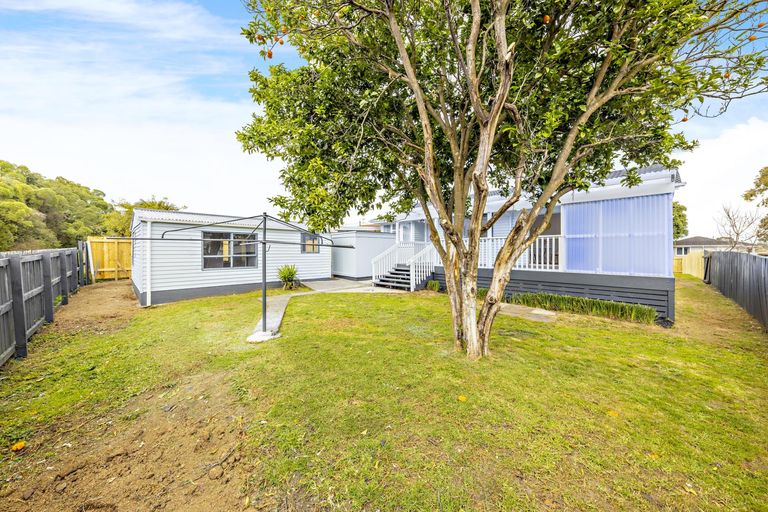 Photo of property in 26 Chingford Close, Mangere, Auckland, 2022