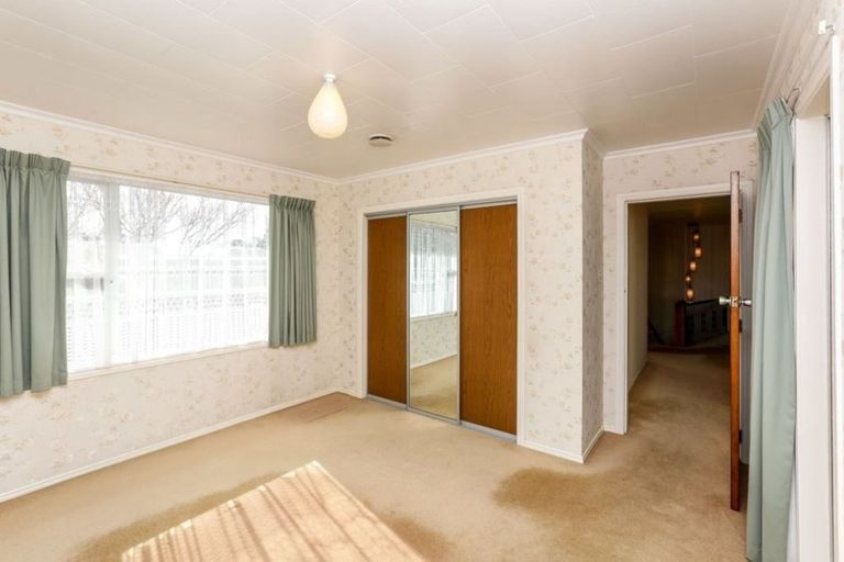 Photo of property in 10 Te Mara Place, Merrilands, New Plymouth, 4312