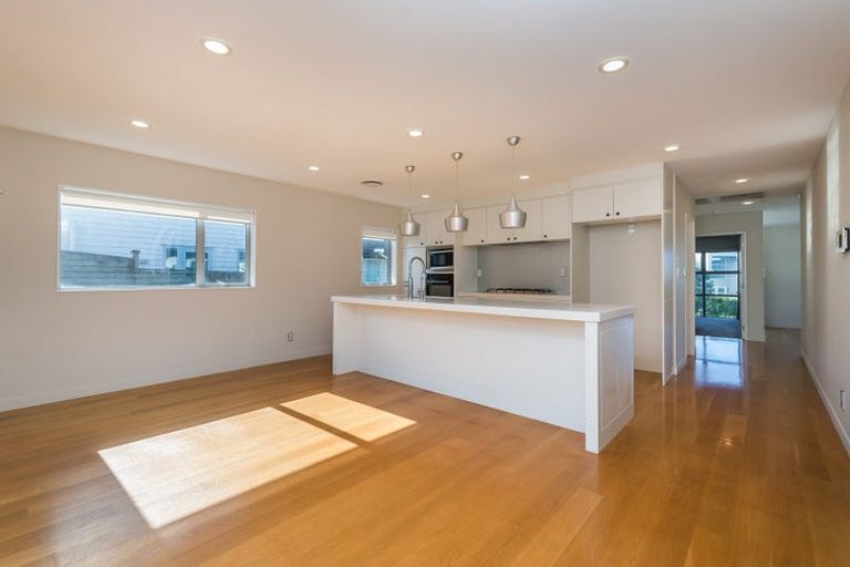 Photo of property in 54 Caldera Drive, Long Bay, Auckland, 0630