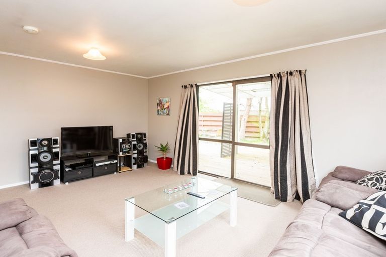 Photo of property in 23 Chadwick Place, Highbury, Palmerston North, 4412