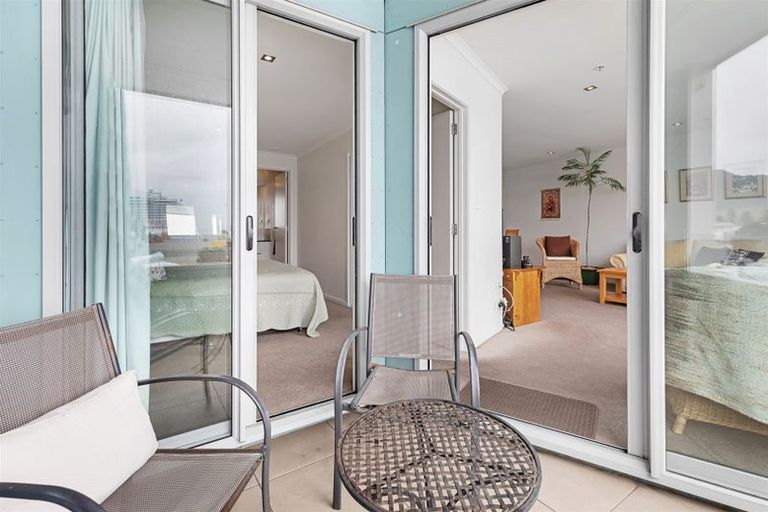 Photo of property in Algarve Apartments, 310/332 Maunganui Road, Mount Maunganui, 3116